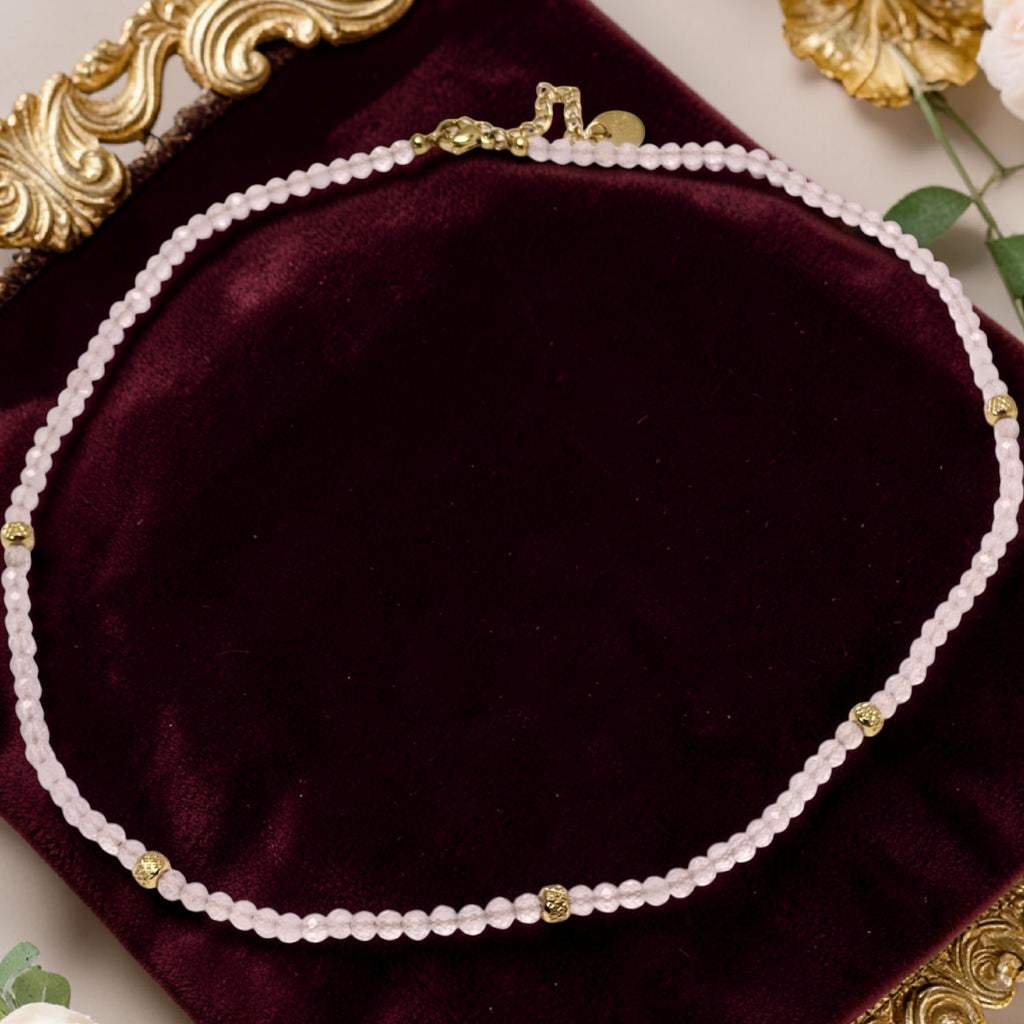Collier Roselia